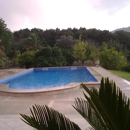 Villa Milagro - 3 Bedroom Style With Pool Near Golf Course/beaches - Air Cond. *